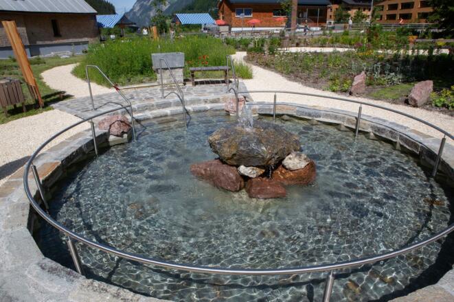 Das Kneippbecken für Wanderfuße