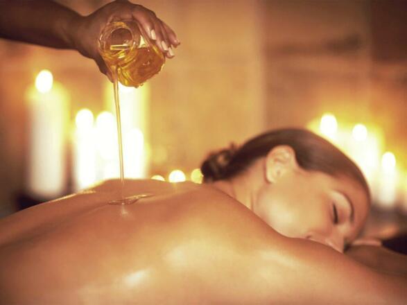 Ayurvedische Ölstreichmassage