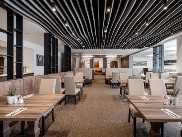 Speisesaal_HotelRegina_byRudiWyhlidal-6570-HDR-Bea
