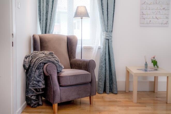 Sepolsterter Sessel
