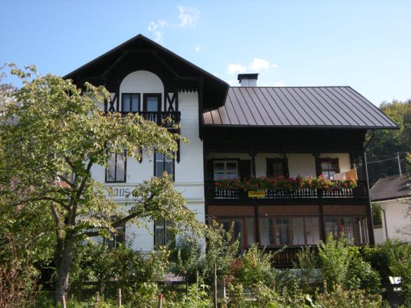 Villa Dachstein, Frühstückspension in Bad Goisern