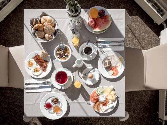 Frühstück_HotelRegina_byRudiWyhlidal-6507