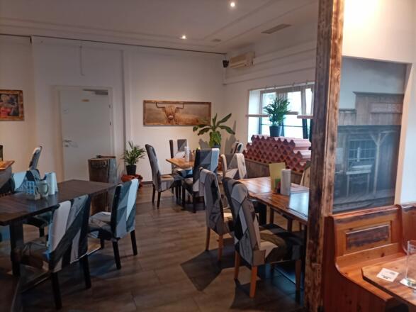 SMOKEHOUSE AMERICAN BBQ & RIBS