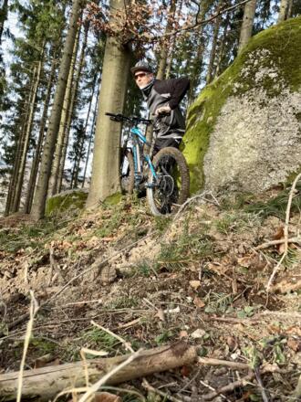 E Bike auf Ruine Ruttenstein