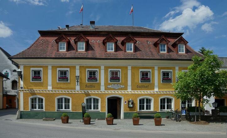 AussenansichtDorfSchlossgangl13