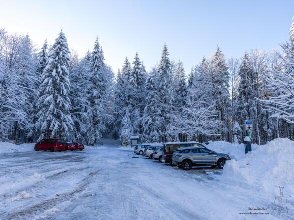Waldparkplatz bei Bruchfeld.