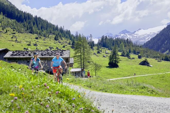 16 Biken und Wandern in Österreich