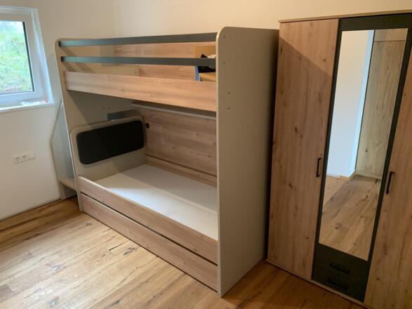 14 Zimmer 3 mit zwei Doppelbetten