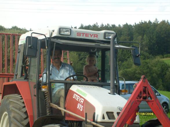 Traktorfahrt mit Bauer