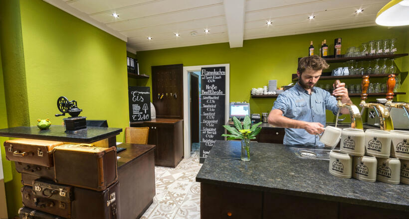 Das Franzl - Bett & Brot, Rezeption & Bar