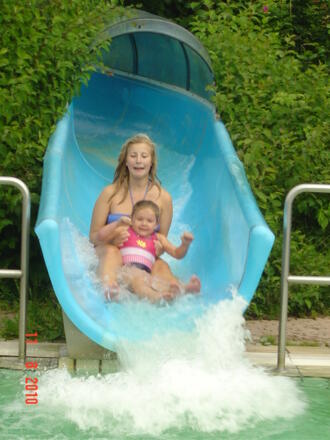 Lange Wasserrutsche am Rannasee