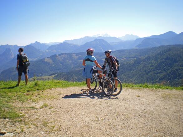 mit dem Mountainbike bergan