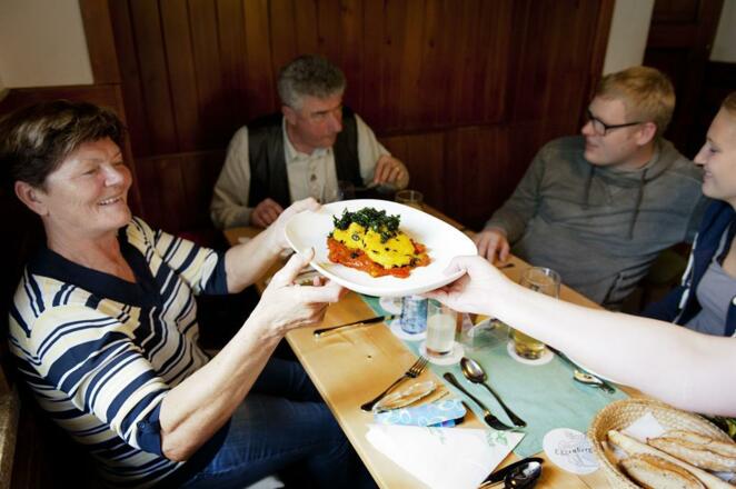 Hoftaverne Ziegelboeck Gaststube 6vegan