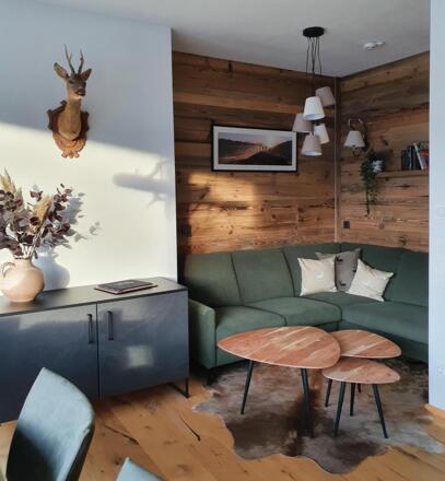 2 Wohnzimmer der Bergblick Suite