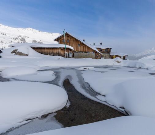 Die Lizumer Hütte in den Tuxer Alpen