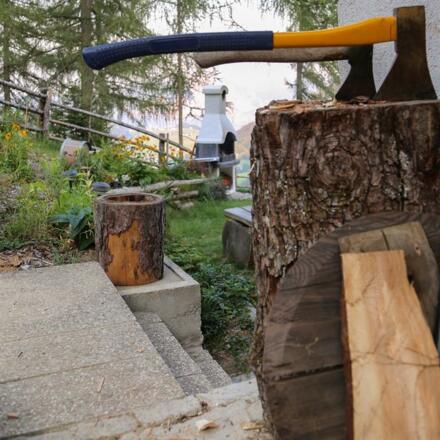 Platz zum Holzhacken