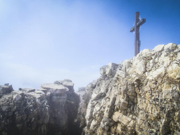 Das Gipfelkreuz des Hochvogel