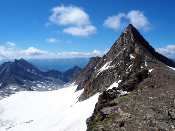 Kl. Muntanitz 3192m von Kamplscharte