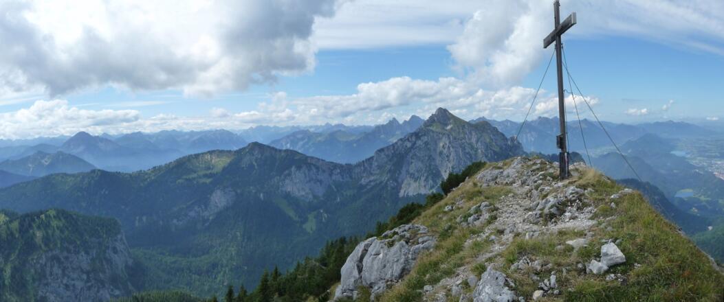 Hoher Straußberg Blick Richtung Westen zum Säuling