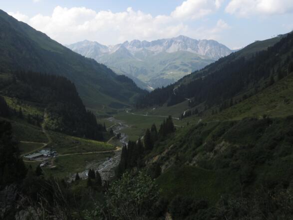 Blick nach unten in´s Moostal