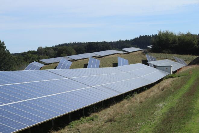 PV-Anlage Bürgersolarpark Vilsbiburg bei Thalhamm