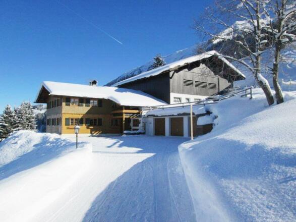 Haus am Gehren_Winterbild