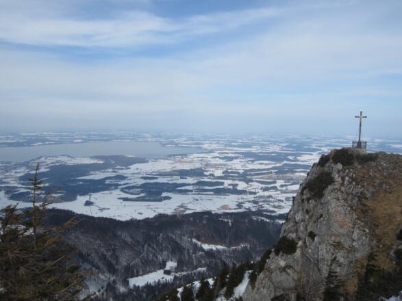 Hochfelln Gipfelkreuz, Chiemgau mit Chiemsee