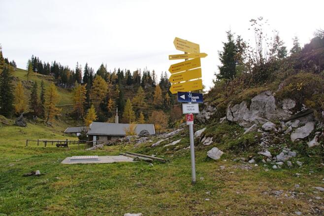 Wegbeginn zur Grünwaldalm