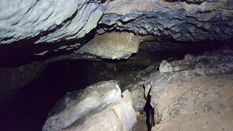 Kriechgänge im Bärenloch