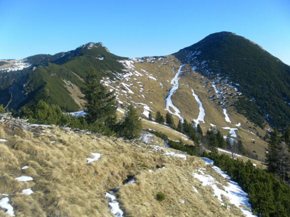 Geigelstein von der Mühlhornwand, links der Wandspitz und felsige Roßalpenkopf
