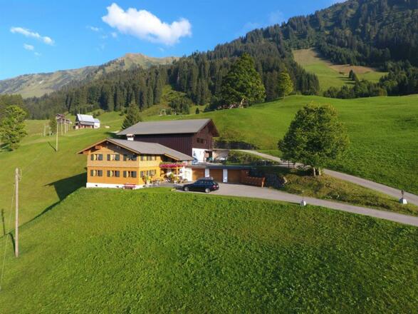 Haus Gehren im Sommer