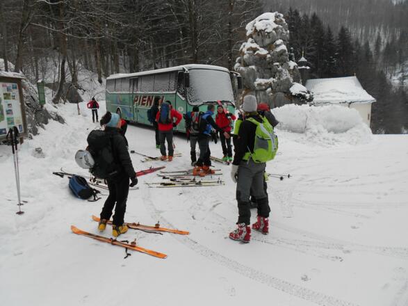 Parken für die Tour zu den Wieselsteinen