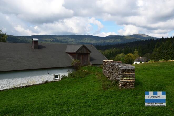 Blick von Holzschlag zum Plöckenstein