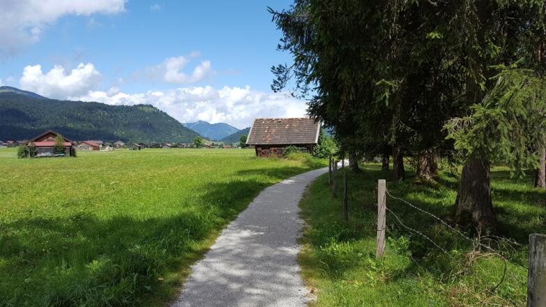 Der Jakobsweg kurz vor Krün