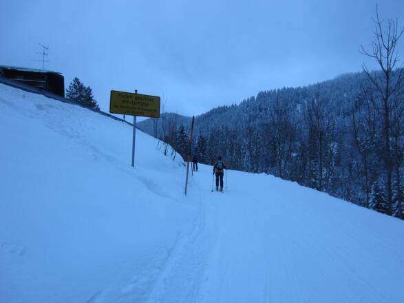 Ziehweg beim Pechhäusl - direkt neben der Roßfeldstraße