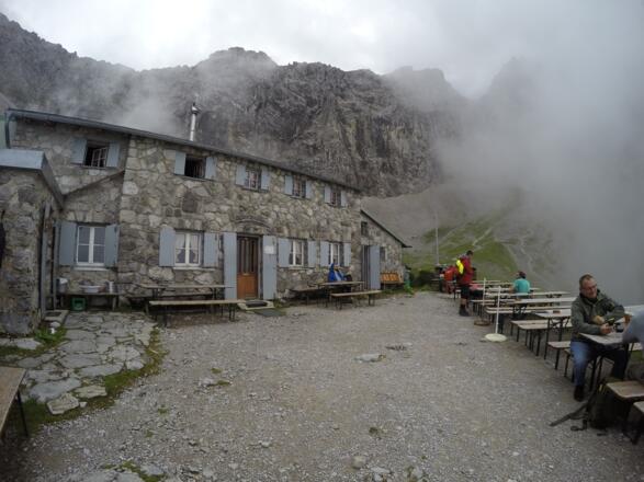 Die schlichte Dammkarhütte