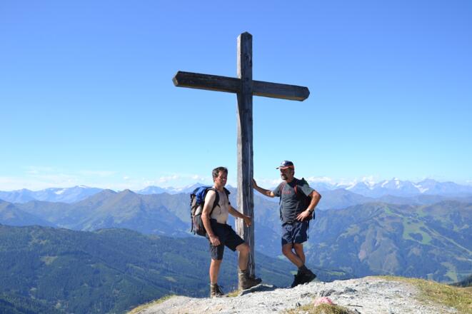 Das Gipfelkreuz am Gründegg, 2168m