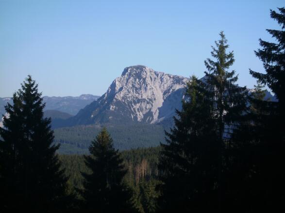 Sicht zum Hochstaufen während der Auffahrt