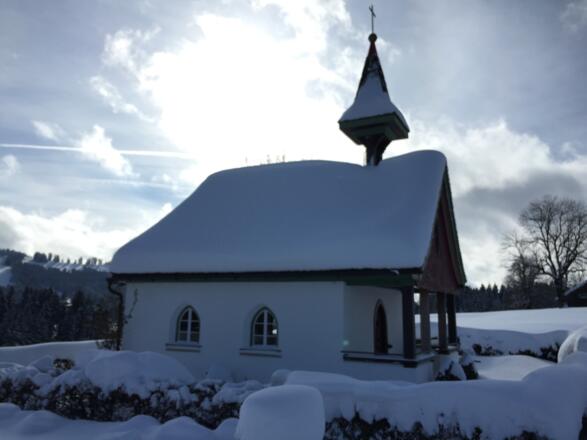 Die Kapelle vor der Königs-Alpe