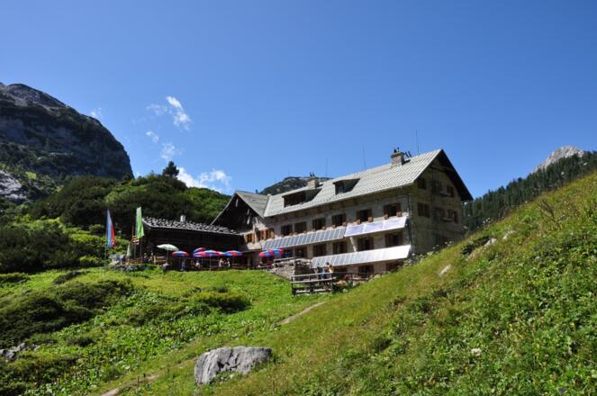 Watzmanntour / Ziel des dritten Tages - Das Kärlingerhaus am Funtenee