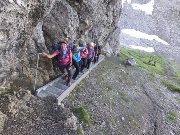 Schöner steiler Aufstieg. Eine Treppe hilft immer.