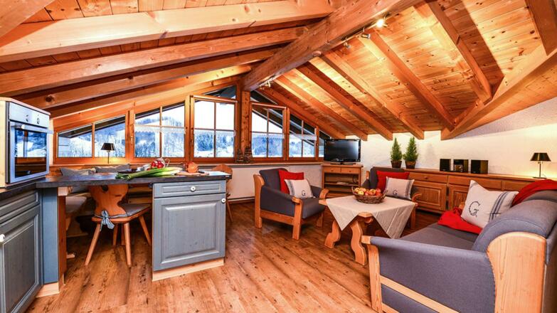 Ferienwohnung 3 Wohnraum