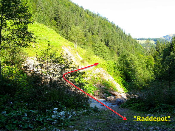 Das "Raddepot" bei der Querung des Eiskönigbaches ist erreicht!