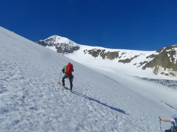 Steiler zum oberen Plateau