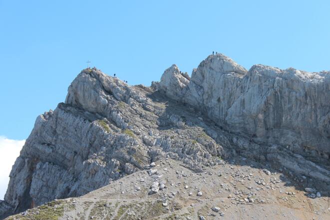 Die Westliche Karwendelspitze (links)