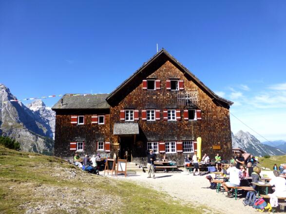 Falkenhütte (1848 m)