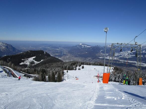 Blick in das Salzachtal mit Salzburg und Gaisberg
