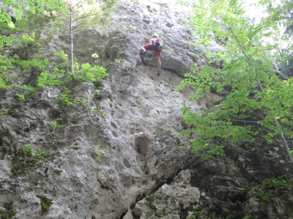 die ersten Klettermeter