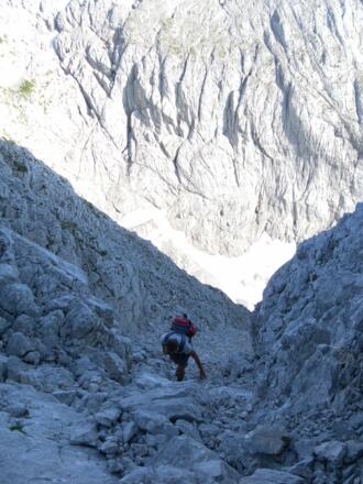 Geröllschlucht zum Taderer