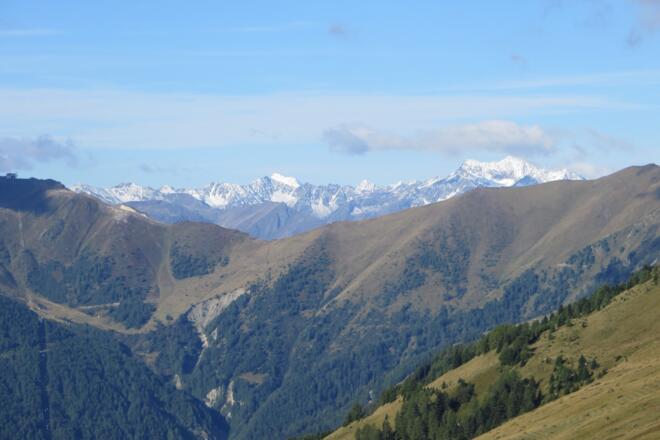 Am Weg zur Glorerhütte - Blick Richtung Südtirol zur Riesenfernergruppe
